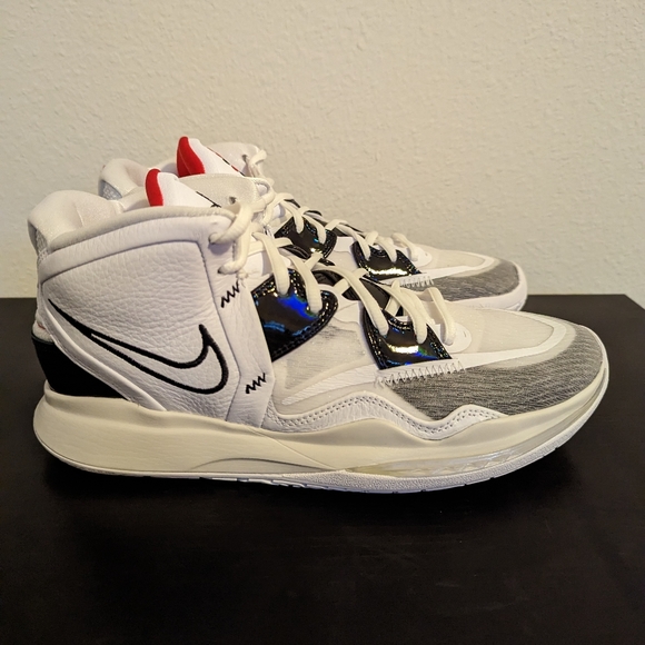 Nike Kyrie 8 Infinity Mens Basketball 2022 White Black CZ0204 101 - Picture 5 of 9